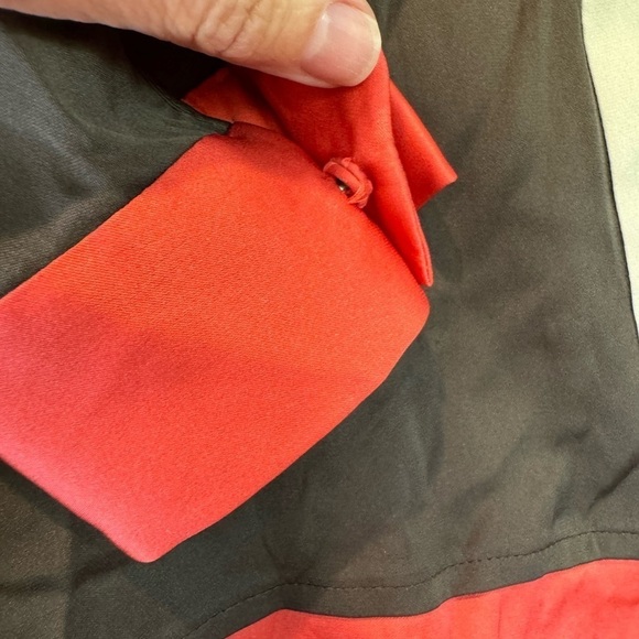 Elie Tahari Contemporary Silk Top Tab Collar / medium - Picture 10 of 13